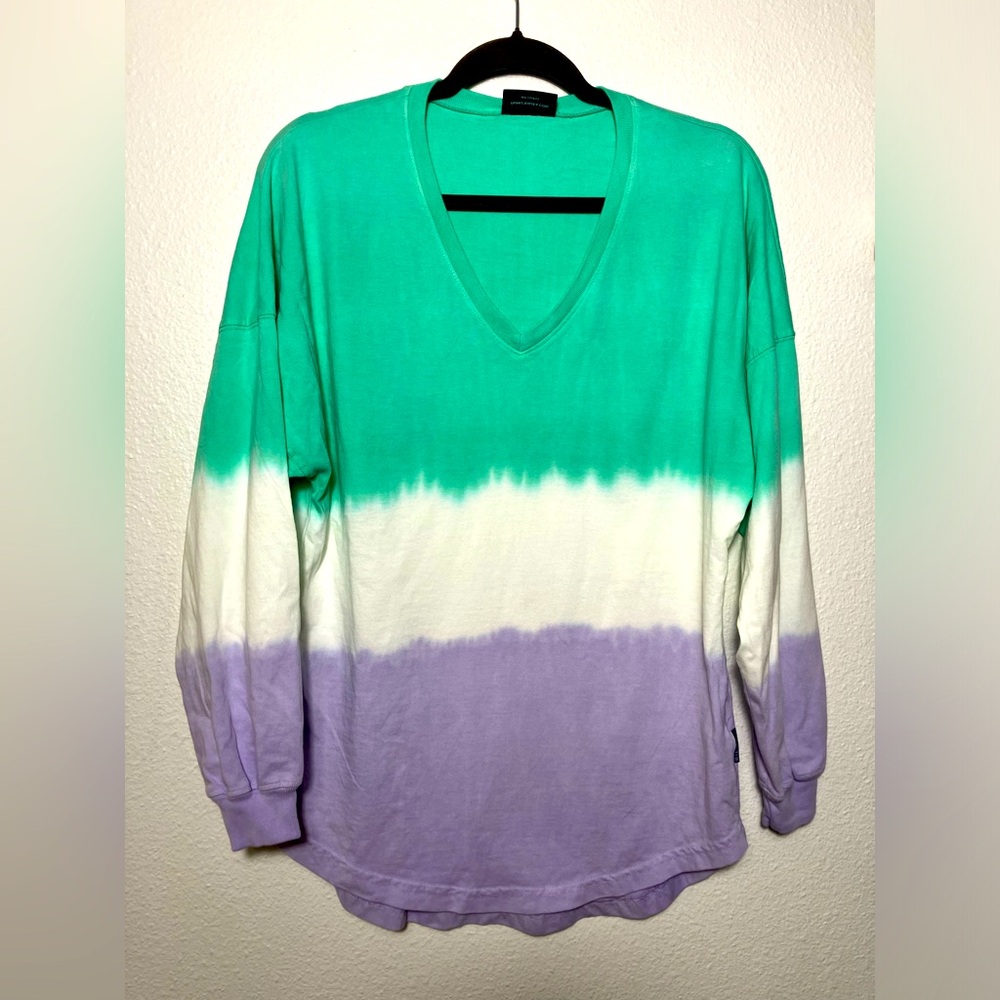 Spirit Jersey women’s Long Sleeve purple and green V-neck tie dye NEW cotton